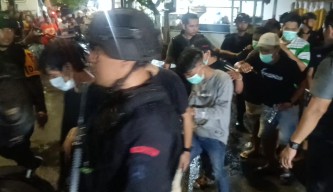 Ditresnarkoba Polda Jatim Gerebek Kampung Narkoba Jl Kunti Tangkap 25 Orang