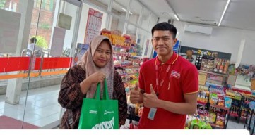 Alfamart Blitar Bagikan Tas Go Green Gratis Tiga Hari Pada Tanggal 13-15 Juni 2025