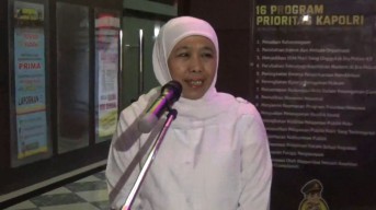 Diperiksa KPK Delapan Jam, Khofifah Tegaskan Penyaluran Dana Hibah Pemprov Sesuai Prosedur