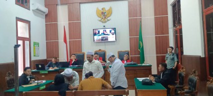 Istri Munif Korban Pembunuhan Maafkan Terdakwa di Ruang Sidang