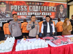 Polres Bondowoso Amankan 11 Tersangka Narkoba, Sita 10,93 Gram Sabu