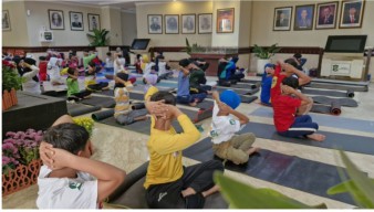 Rayakan Hari Anak Nasional 2025, Anak-anak Yoga dan Bermain Edukasi Bersama