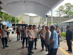 Polri Pastikan Kesiapan Pengamanan Natal 2025 dan Tahun Baru 2026