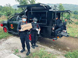 Gegana Brimob Polda Jatim Musnahkan 25 Kg Bubuk Mercon
