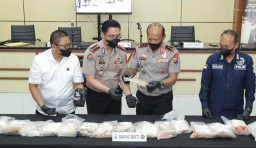 Polda Jatim Uji Lab Temuan Narkotika 27,83 Kg di Sumenep, Pastikan Kokain Senilai 155 Miliar