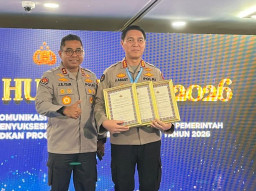 Bidang Humas Polda Jatim Raih 3 Penghargaan Nasional di Rakernis 2026