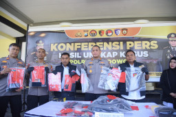 Polres Bondowoso Amankan Tersangka Perampokan Bersajam