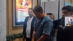 Pra Rekonstruksi Pembunuhan Nenek Pasuruan, Tersangka Tergiur Kalung Emas Korban