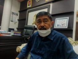 Pencekalan Pergi Ke luar Negeri , Dampak Kasus Dana Hibah di Propinsi Jatim.
