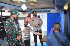 Setelah Mobil Vaksinasi, Saat Ini Polrestabes Surabaya Luncurkan Bus Vaksinasi Keliling