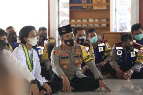 Peringati Sumpah Pemuda, Elemen Mahasiswa Surabaya Gelar Aksi Tausiyah Kebangsaan