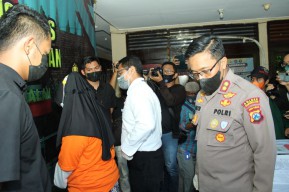 Tipu Korban Hingga Ratusan Juta Rupiah Melalui Online, Polres Bangkalan Berhasil Tang