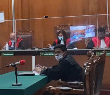 Istimewa, Hakim Ni Made Purnami  Bebaskan Terdakwa Penipuan Rp 63 Miliar
