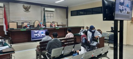 Heboh, Bupati Nganjuk Ditangkap Saat Bersama Kajari