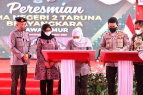 Gubernur Khofifah Resmikan SMAN 2 Taruna Bhayangkara 
