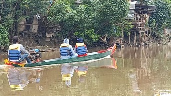 Susuri Kali Surabaya di Penghujung Tahun 2021