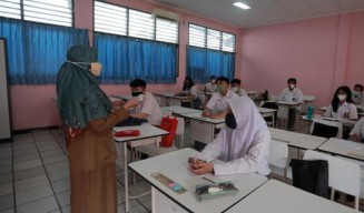 Dokter-Dokter Paru Minta PTM Anak Dihentikan