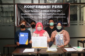 Puluhan Nasabah Astra Life Ngaku Dikibuli hingga Rugi Miliaran Rupiah