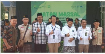 LPNU Situbondo Gelar Baksos dan Bazar UMKM Bersama PT Pegadaian dan RS Elizabeth