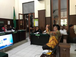 Ahli Perdata Tegaskan Gugatan yang Sama Wajib Ditolak Hakim
