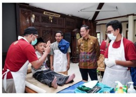 Pemkab Lamongan Gelar Khitanan Massal Diikuti 102 Anak
