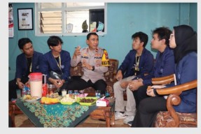 Kelompok KKN Mahasiswa IPB Apresiasi Polres Batu Atas Program Jumat Curhat Door to door