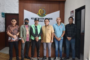 Kado Hut Adhyaksa Tim Kejagung dan Kejati Jatim Ringkus DPO Kejari Tanjung Perak