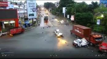 Diduga Rem Blong, Kecelakaan Beruntun Merenggut Banyak Korban Jiwa