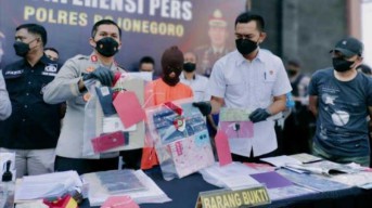Gadis Belia Pakai Uang Investasi Bodong untuk Arisan Online