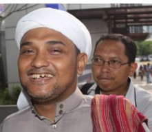 Tanggapi izin ACT yang dicabut, PA 212: PDIP Juga Harus Dibubarkan karena Partai Terkorup, Bekukan Rekening Megawati!