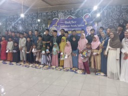 Rudi Kurniawan Santuni Yatim Piatu dan Bukber