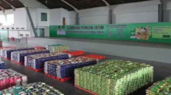 Belanja Sembako di Lumbung Pangan Jatim Kini Bisa Bayar di Tempat
