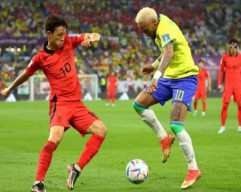 Brasil Ajari Korsel Main Bola