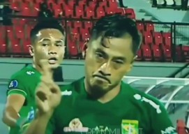 Bajul Ijo Taklukkan Singo Edan