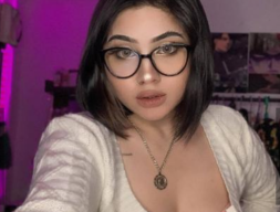 Jual Content Sensual, Dea OnlyFans Ditangkap di Hotel
