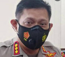 Nipu  Rp 110 M dengan Modus Foto dengan Pejabat