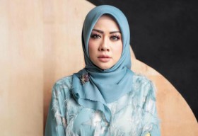 Wawancara Khusus dengan Istri Calon Bupati Sidoarjo BHS Soal Black Campaign