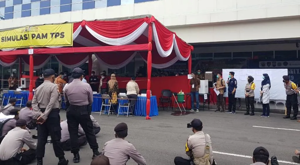 KPU Surabaya Lakukan Simulasi Coblosan di Pelabuhan Tanjung Perak