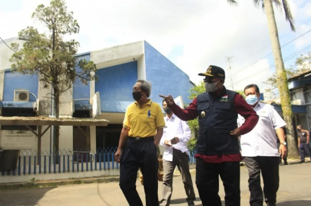 Wagub Jabar Sidak PPKM Darurat Sektor Industri di Tasikmalaya