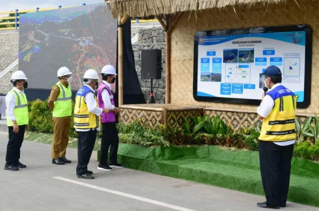 Presiden Jokowi Resmikan Bendungan Kuningan  Mengairi 3.000 Hektare Sawah