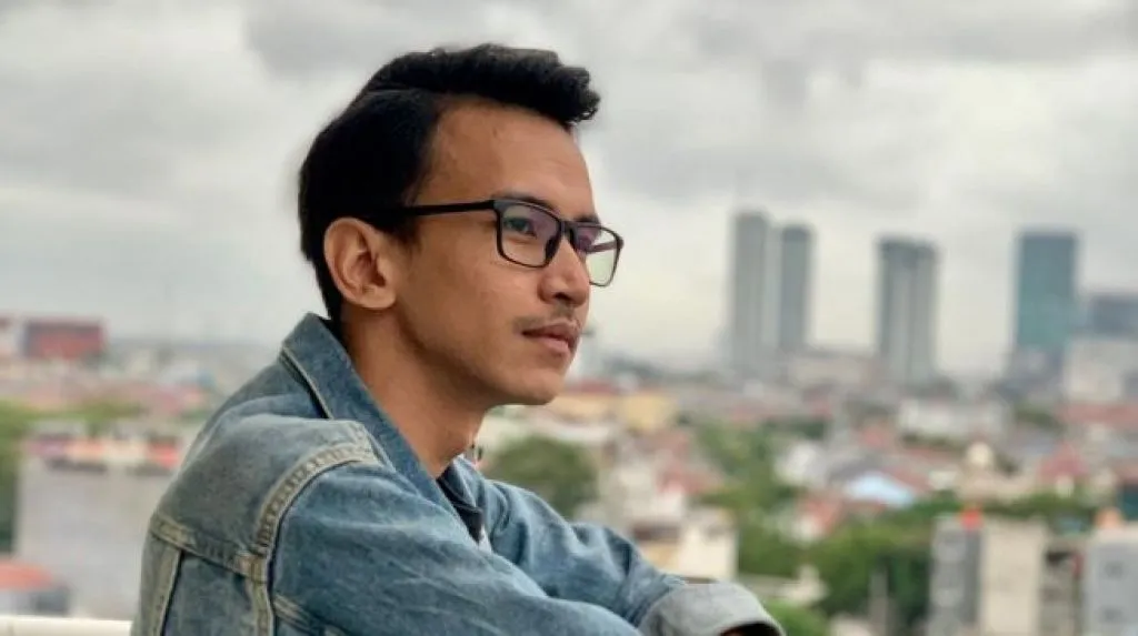 Adam Deni ternyata Berteman dengan Ahmad Sahroni