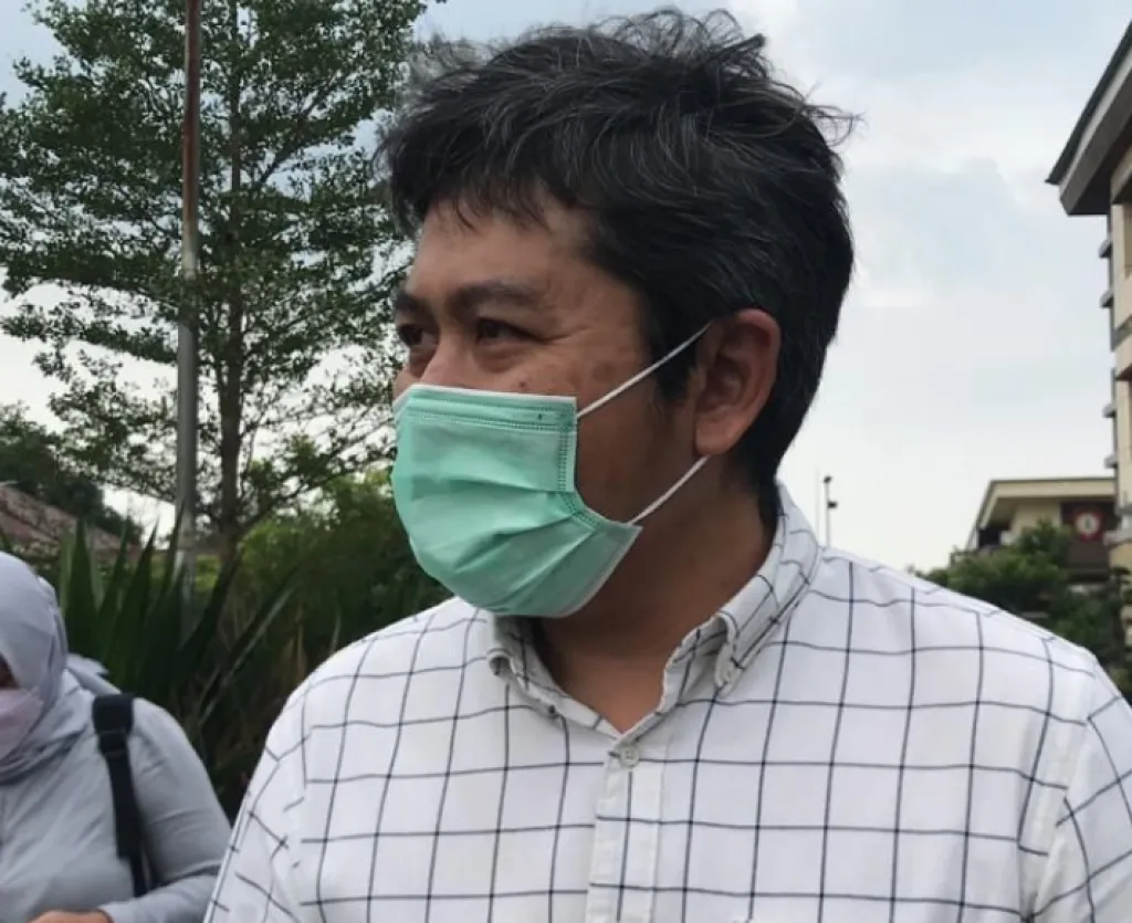 KPK Periksa  Anak dan Mantu Saiful Ilah