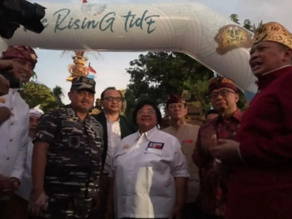 Harmoni Indonesia Bersama Ikatan Dokter Indonesia Dukung Penuh Gerakan Inisiatif Peduli Lingkungan Solo Triathlon 'The Rising Tide' 1,293 km Gianyar-Jakarta.