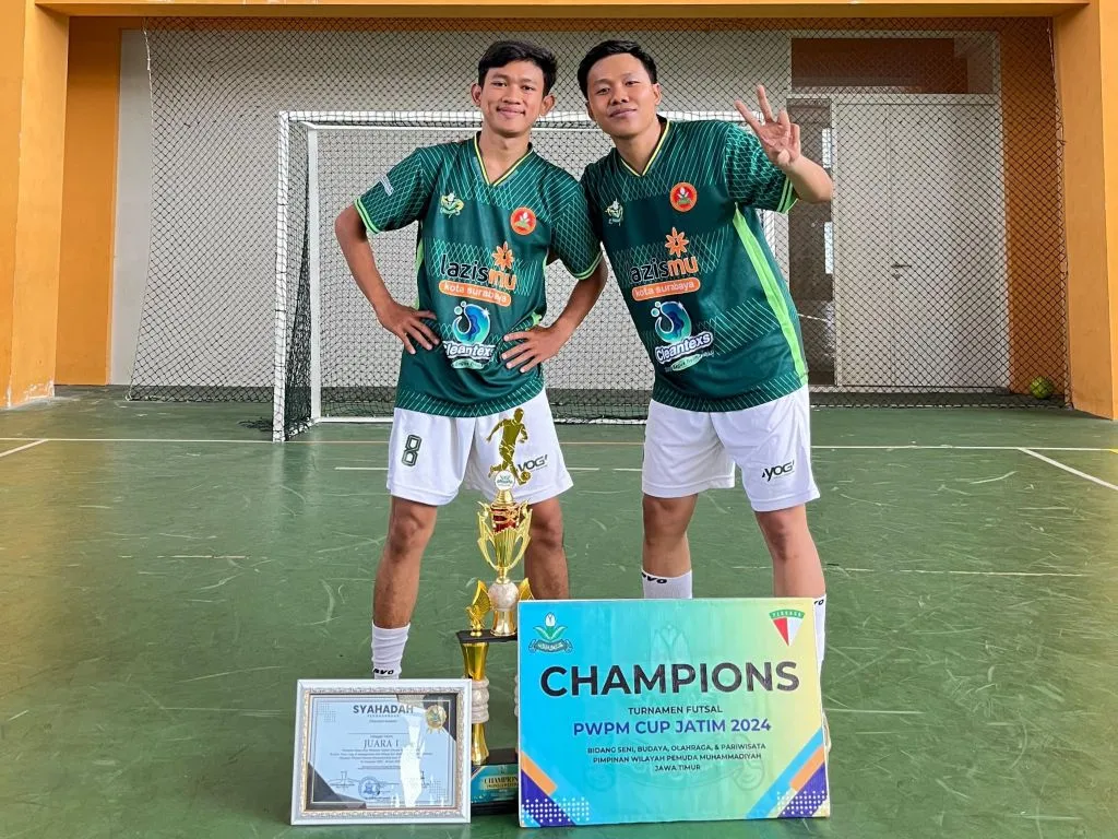 Mewakili PDPM Surabaya, Dua Anggota PCPM Krembangan Raih Juara 1 Turnamen Futsal