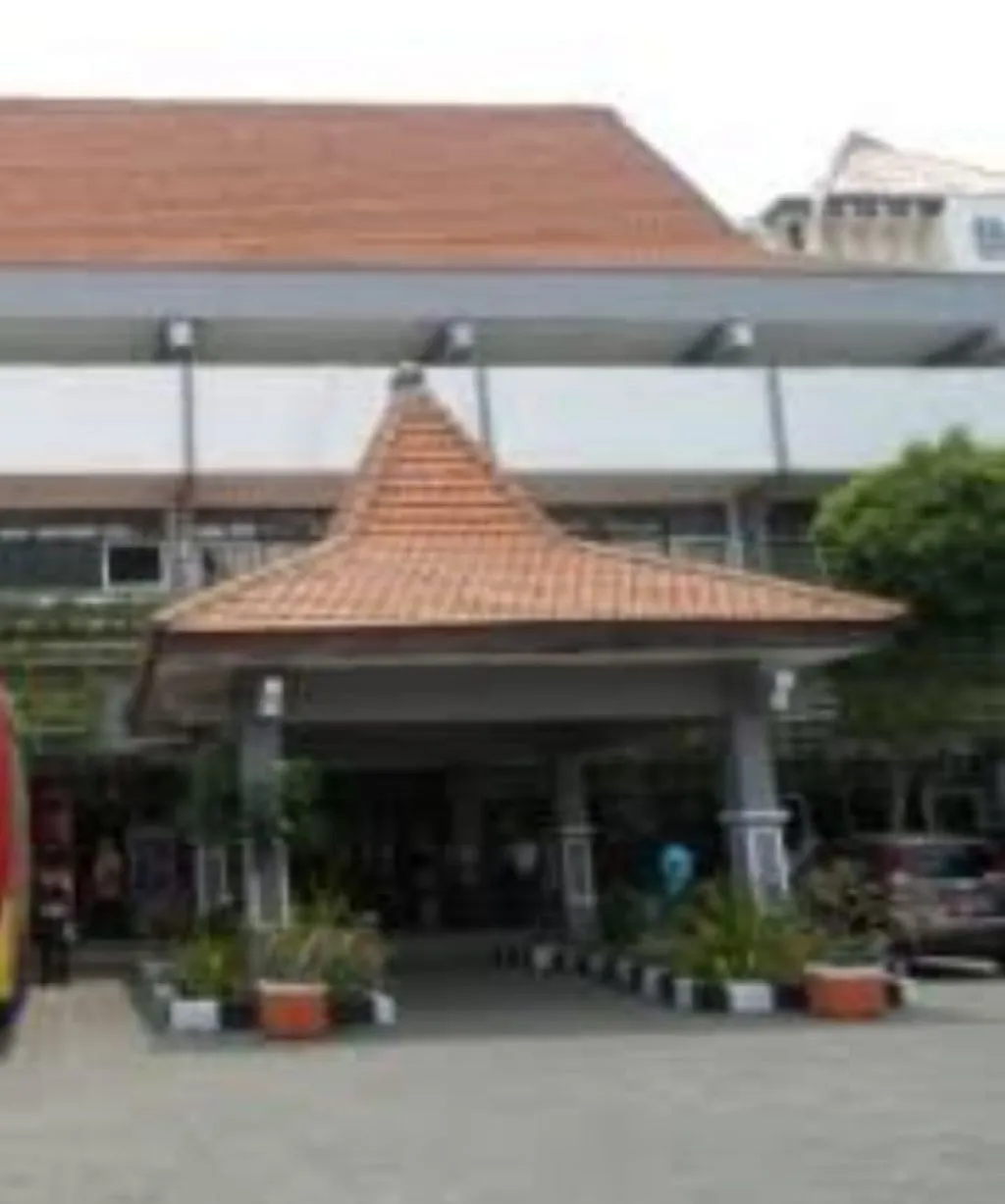 Remajakan 20 Truk Sampah ke TPA Benowo, Begini Pertimbangan DLH Surabaya