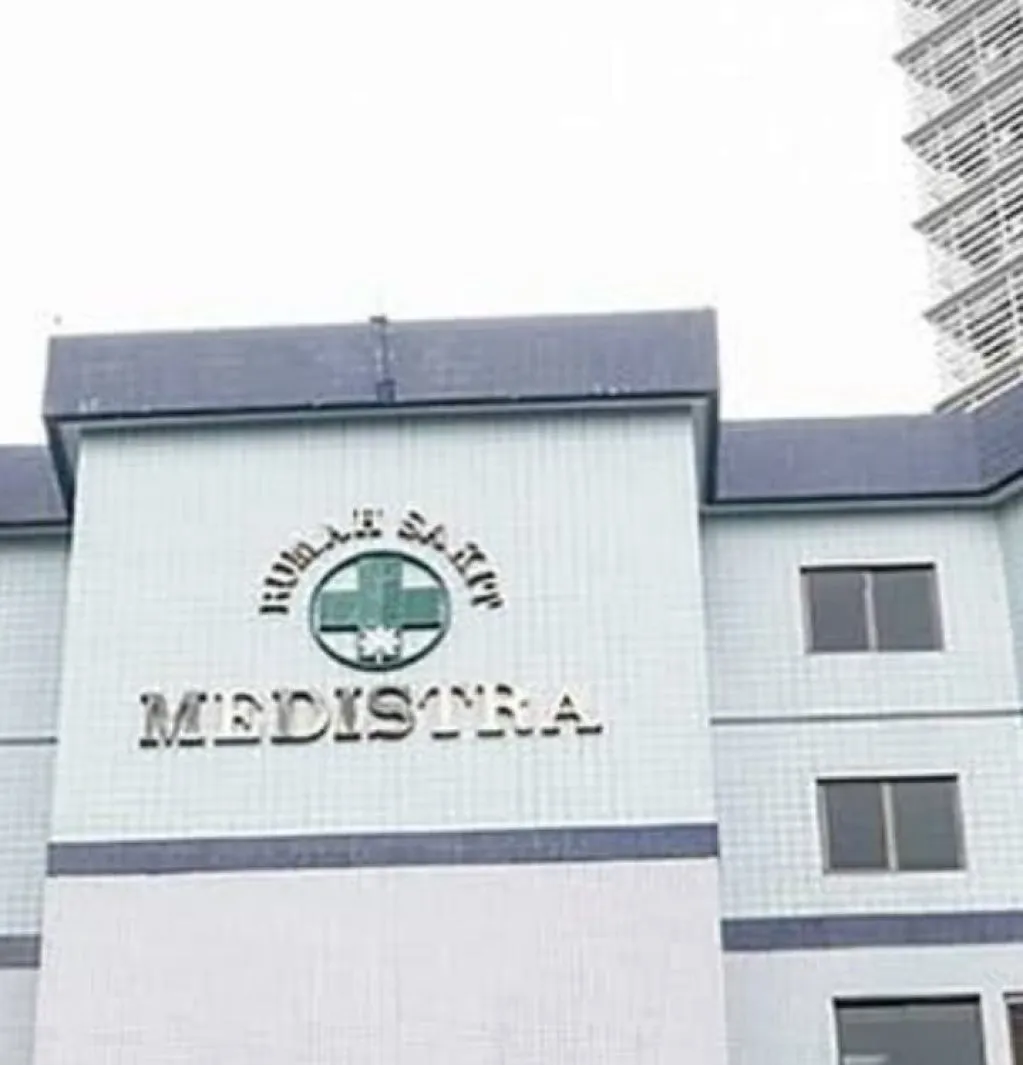 Dilarang Pakai Hijab Dokter Spesialis Onkologi  Keluar dari Tempat Kerjanya