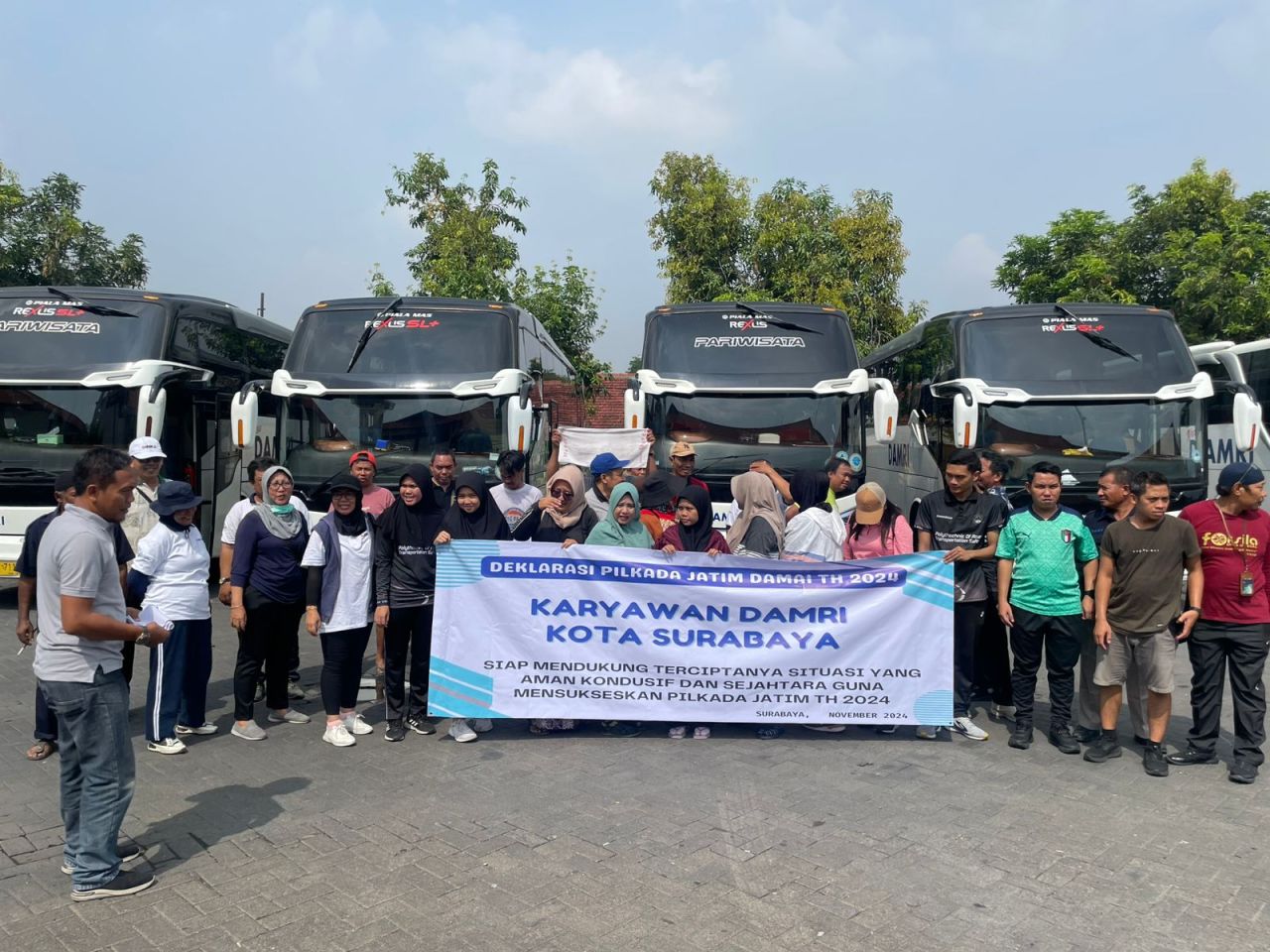 Karyawan PO Damri Surabaya Deklarasi Pilkada Jatim Damai