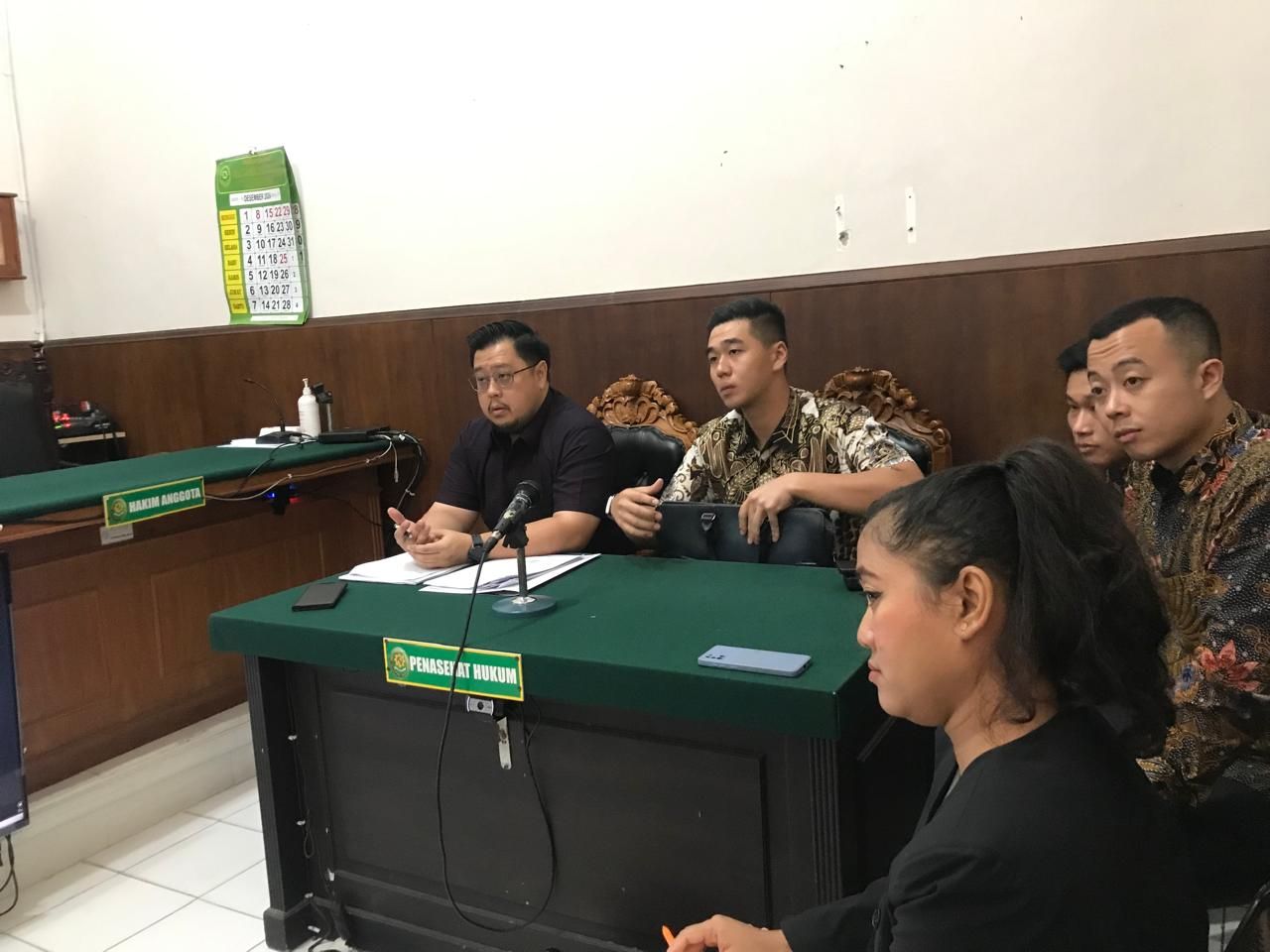 Suasana sidang Gugatan Sederhana yang diajukan penghuni Apartemen One Icon.
