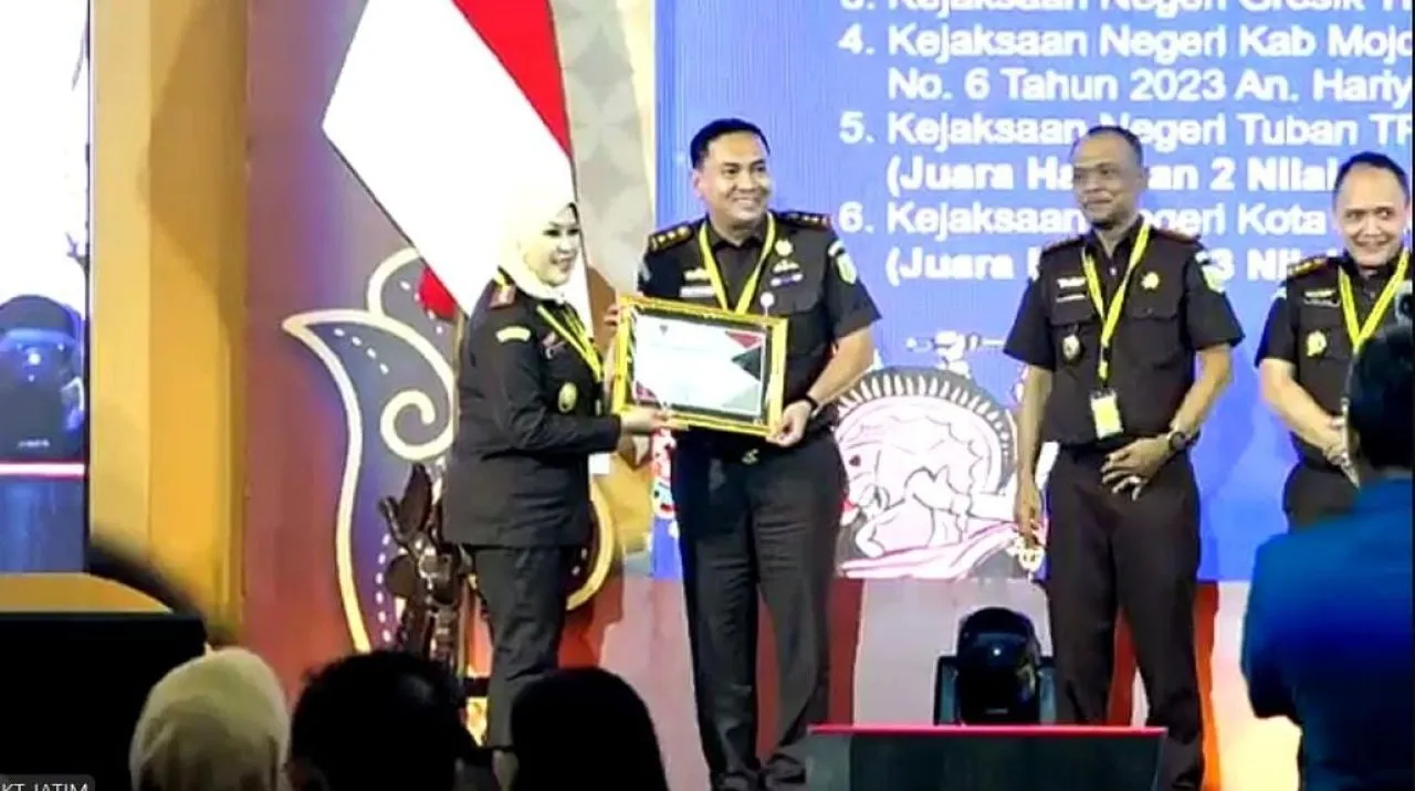 Kejari Tanjung Perak Surabaya Torehkan Prestasi Selama 2024