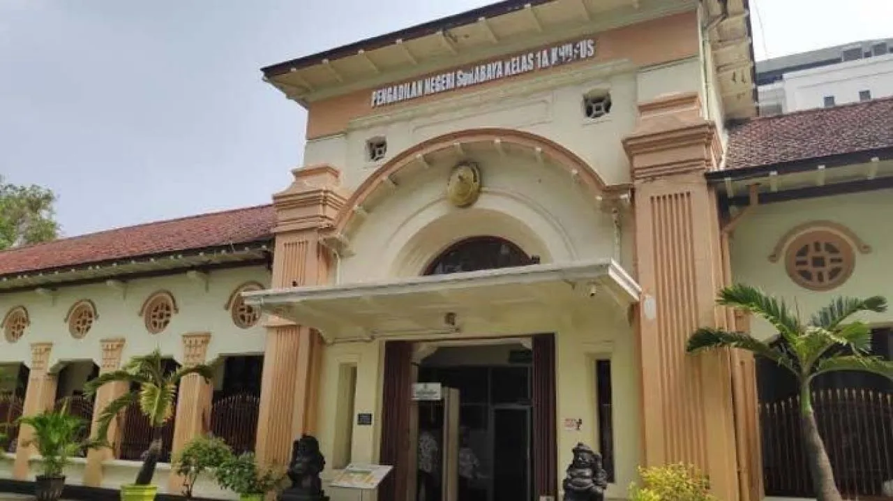 Praktisi Hukum Menduga Sidang Online di PN Surabaya menjadi Ladang Bisnis